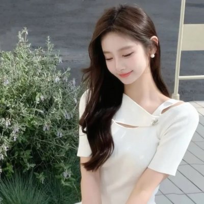 泄露春光